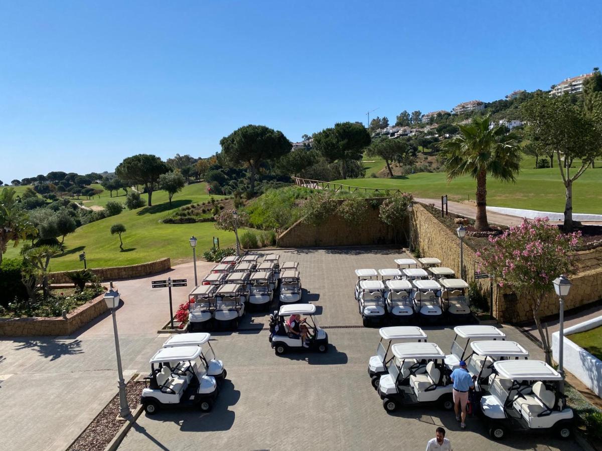 Dom wakacyjny Gorgeous House 400 Sqm 18 Hole Golf Course Mijas Malaga